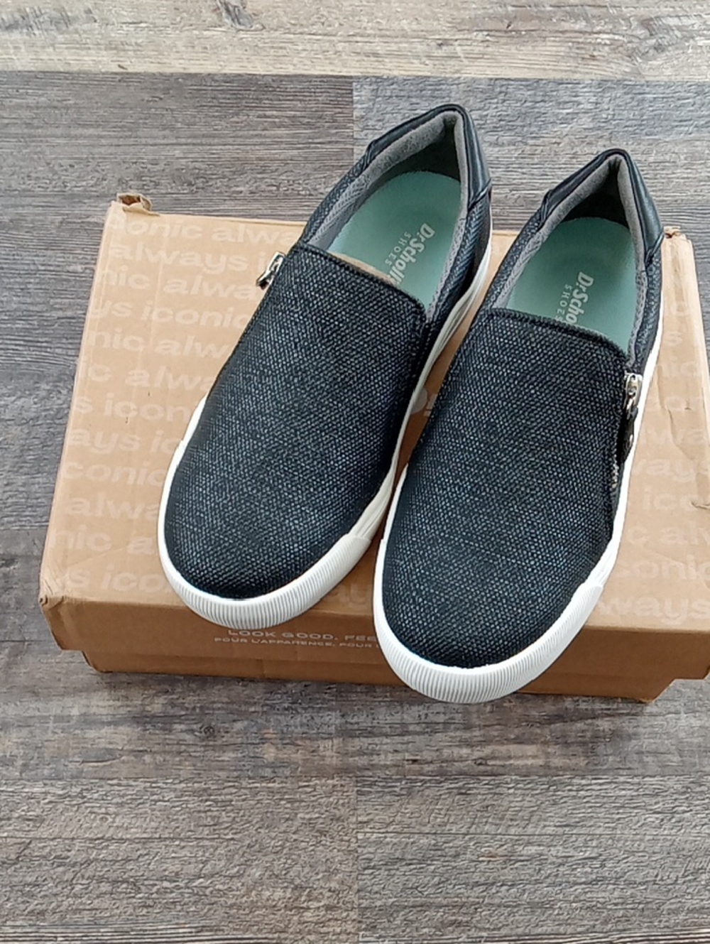 Dr. Scholl's Black Sneakers-NEW